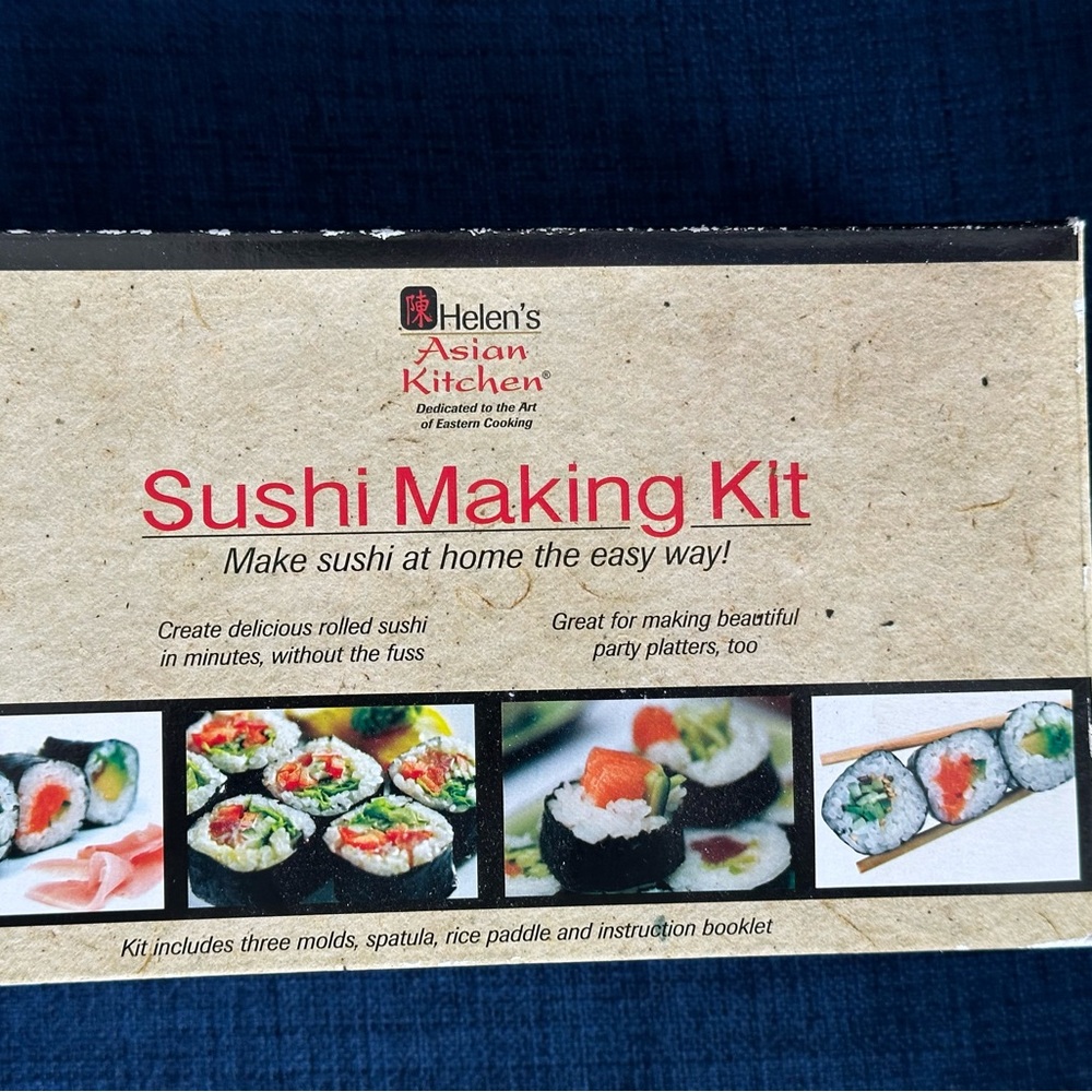 SUSHI MAKING KIT. Helen’s Asian Kitchen.